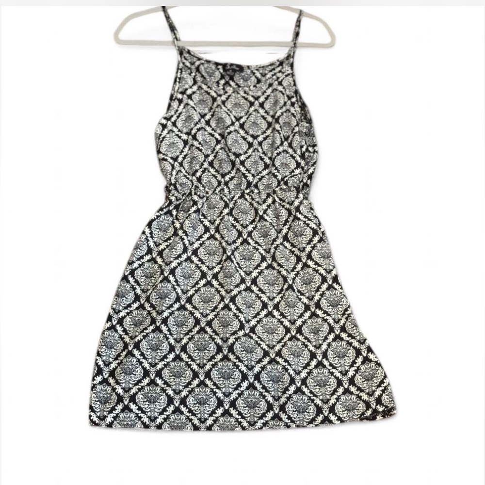 5th & Love Black & White Damask Print Dress - Size M
